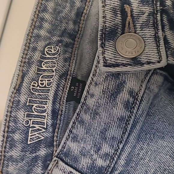 Wild Fable Jean's 12 - Picture 3 of 3